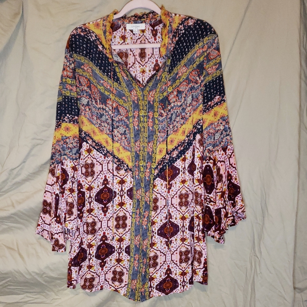 Beautiful Umgee Mini dress.Xl boho bell sleeve